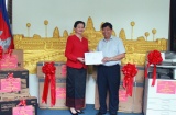 Tập đoàn Quốc tế Phượng Hoàng trao tặng Đại sứ quán Campuchia thiết bị văn phòng thiết yếu