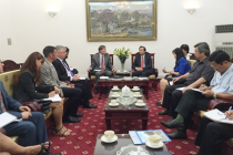 Minister Dao Ngoc Dung had a cordial meeting with Director of USAID