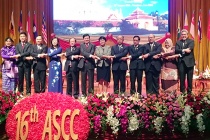 Deputy Minister Dao Hong Lan attended the 16th ASCC  