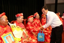 VINAMILK SURE PREVENT: Đồng hành tổ chức lễ mừng thọ và chăm sóc sức khỏe cho 1.000 người cao tuổi tại TPHCM 