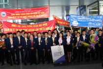 Deputy Minister Dao Hong Lan welcomed  Vietnam delegation back from the 11th ASEAN  Skills Competition 2016