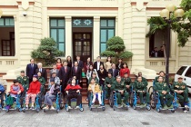 Tổ chức IM Japan trao tặng xe lăn cho thương binh và người khuyết tật Việt Nam