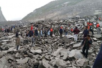 Lở đất kinh hoàng tại Trung Quốc, trên 100 người chết và mất tích