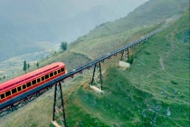 Sa Pa có tuyến tàu hỏa leo núi hiện đại bậc nhất Việt Nam 