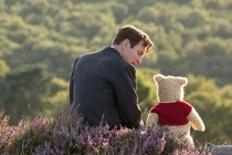 Christopher Robin – Tuổi thơ và một tình bạn đẹp với chú gấu Pooh 