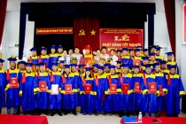 Trường ĐH Sư phạm Kỹ thuật Vĩnh Long trao bằng tốt nghiệp cho 605 tân kỹ sư, cử nhân 