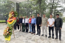 Hội Cựu chiến binh Bộ Tư pháp về miền Trung thăm chiến trường xưa, dâng hương các anh hùng liệt sỹ 