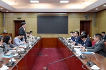 Thứ trưởng Bộ Kế hoạch và Đầu tư Trần Duy Đông làm việc với Tập đoàn Xăng dầu Việt Nam