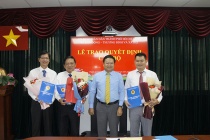 Sở LĐ-TB&XH TPHCM trao quyết định nghỉ hưu và quyết định bổ nhiệm lãnh đạo quản lý  