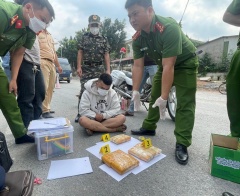 Cục Hải quan tỉnh Quảng Trị phối hợp bắt giữ hơn 29,8 nghìn viên ma túy tổng hợp