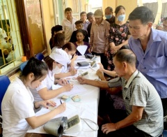 Hà Giang: Chăm sóc sức khỏe người cao tuổi