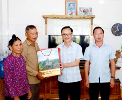 Gần 1.000 thân nhân người có công ở Hà Giang được hưởng chế độ mai táng phí 