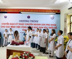 Khám, chữa bệnh miễn phí và chuyển giao kỹ thuật cho các bệnh viện vùng đồng bào dân tộc thiểu số ở Yên Bái