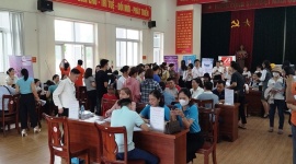 Phiên giao dịch việc làm lưu động huyện Mê Linh năm 2024: Giải pháp hữu hiệu hỗ trợ các doanh nghiệp và người lao động