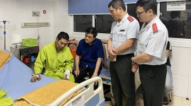Thủ tướng Chính phủ gửi lời thăm hỏi ân cần tới thân nhân người bị tai nạn lao động tại Yên Bái 