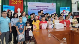 Truyền thông trực tiếp bảo vệ trẻ em trên môi trường mạng cho các em ở Làng trẻ SOS Hà Nội