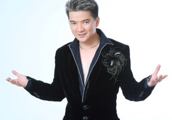 Mr Đàm thu về gần 2 tỷ đồng sau 1 ngày phát hành vé 'Diamond Show' tại Hà Nội