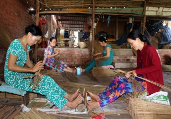 Thừa Thiên Huế: Tiến hành hỗ trợ hộ nghèo khu vực miền núi vay vốn ưu đãi