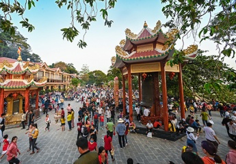 Tây Ninh đón lễ hội Vía Bà với nhiều hoạt động hấp dẫn 