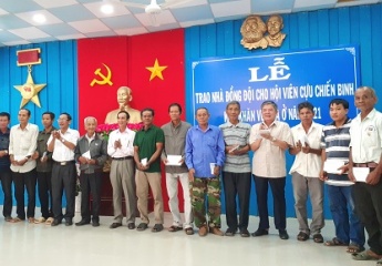 Trà Vinh: Trao nhà đồng đội cho hội viên cựu chiến binh huyện Cầu Ngang