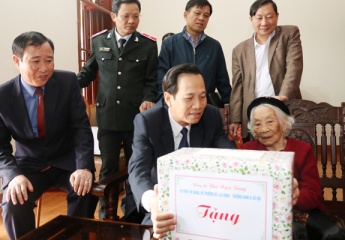 More than 480 billion VND giving gifts on War Invalids and Martyrs Day