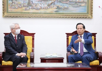 Bộ trưởng Đào Ngọc Dung trao đổi với Canon Việt Nam về tình hình đời sống người lao động