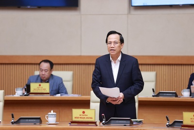 Bộ trưởng Đào Ngọc Dung: Các chính sách hỗ trợ tích cực cho người lao động ổn định cuộc sống