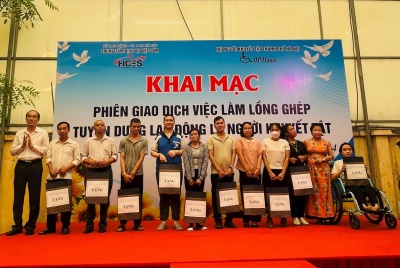 Hundreds of job opportunities for people with disabilities in Hanoi